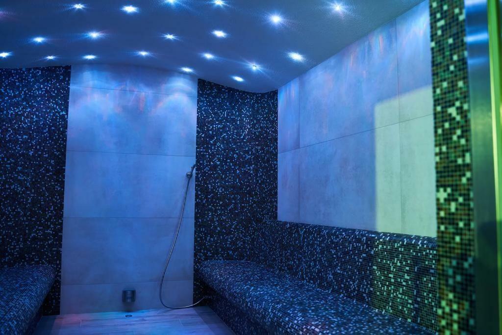 미엥지즈드로예 Aquamarina Onyx 109 아파트 외부 사진
